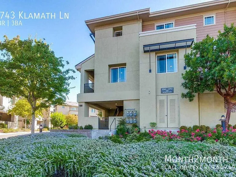 3743 Klamath Ln — Photo 39