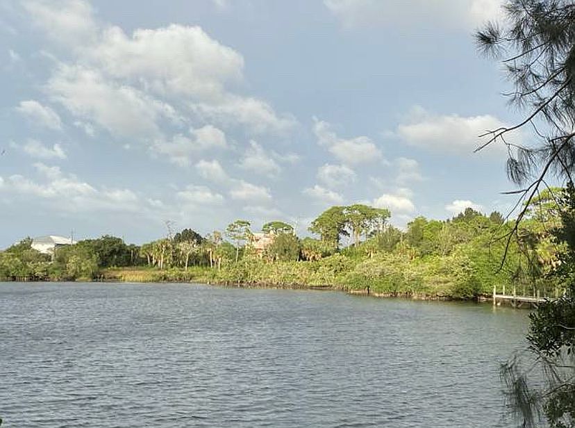 1st image of Driftwood Dr