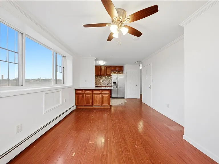 1114 E 211th St #2 — Photo 21
