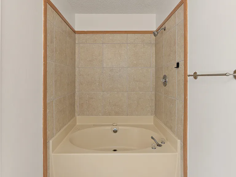 334 Calhoun Ave — Photo 53