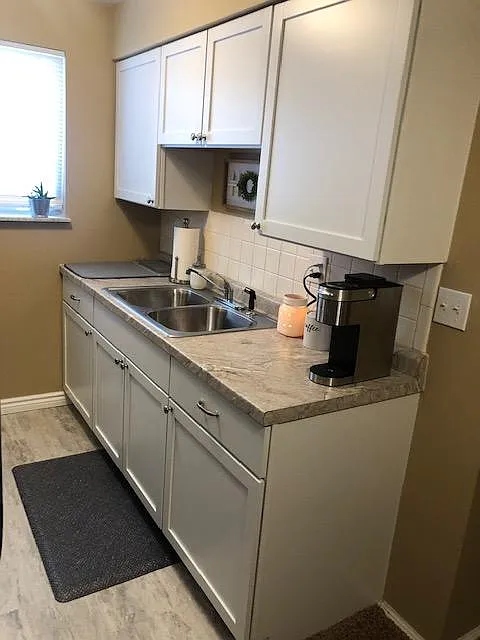 1 bed, 700 sqft, $1,100 — Photo 3
