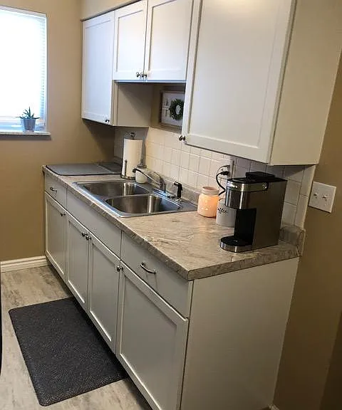 9512 Main St #0 — Photo 3
