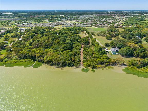 3rd image of 3108 Troy Rd