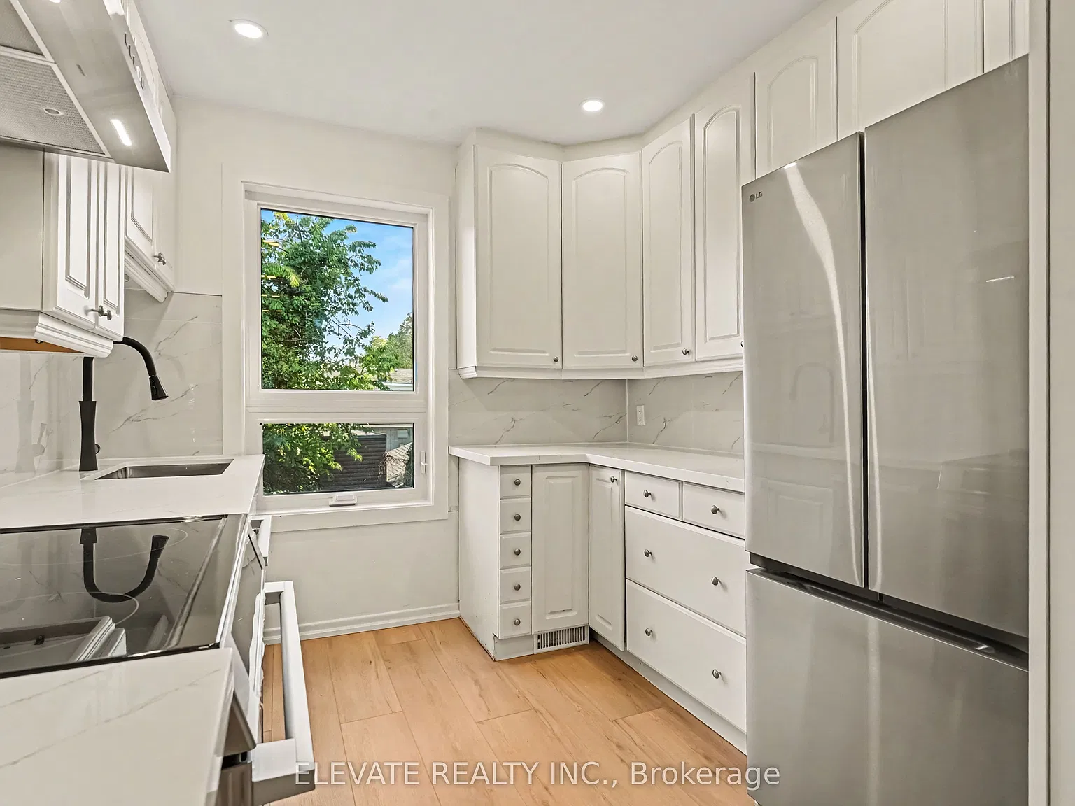 4 bed, $3,850 — Photo 2