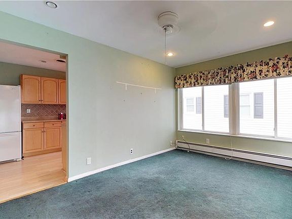 5th image of 39 Whitmore Dr
