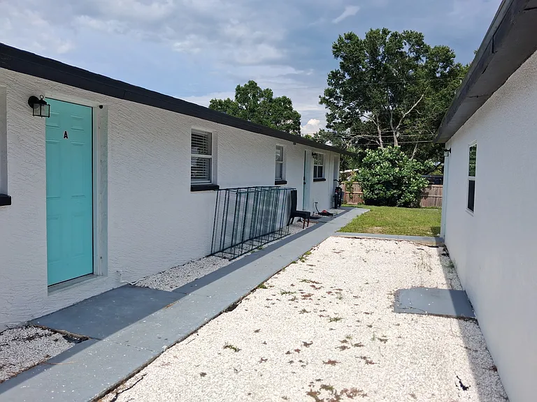 1359 Boylan Ave #B — Photo 1