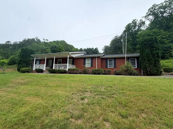 17004 State Route 979, Beaver, KY 41604