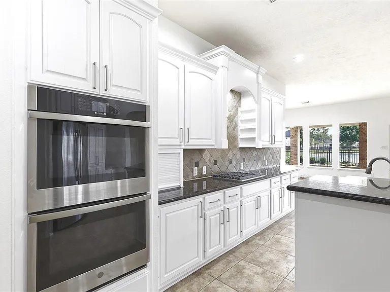 6915 Monarch Lake Ln — Photo 11