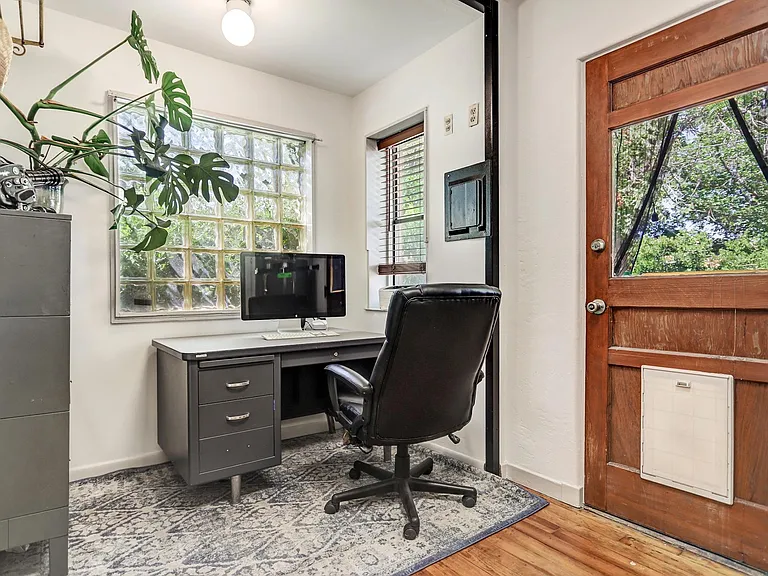 1125 Dartmouth Dr NE — Photo 5