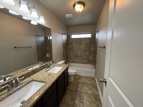 2nd image of 623 Westfield Blvd #623