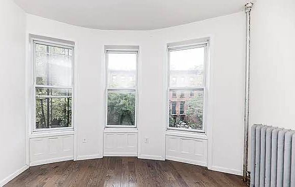 1st image of 204 Macdonough St APT 3A