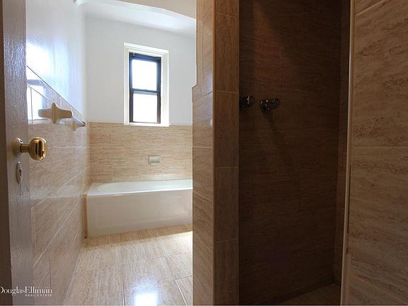 5th image of 10824 71st Ave APT 6B