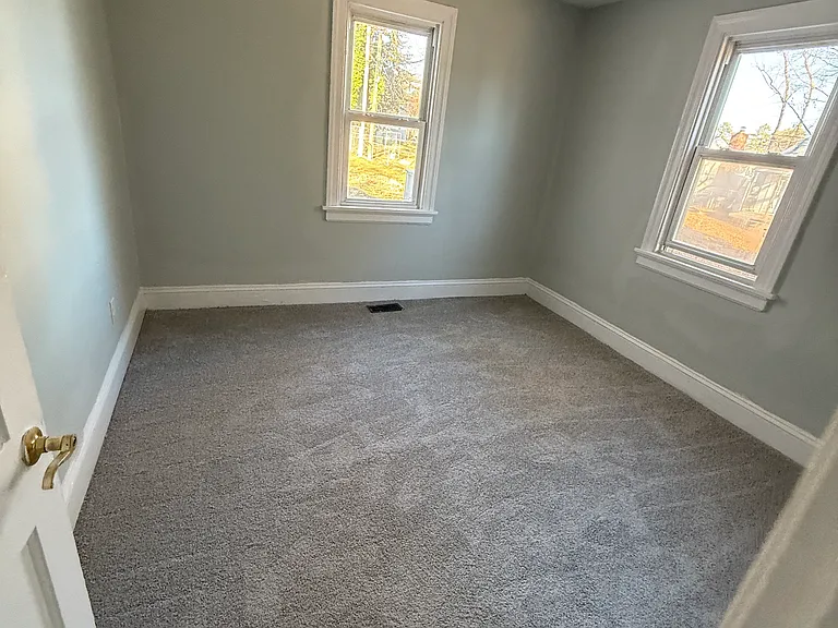 1410 Whatley St — Photo 8