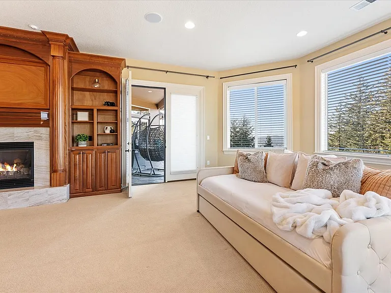 1587 SW Walters Loop — Photo 24