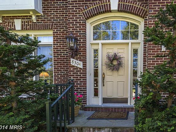 3rd image of 8304 Larkmeade Ter
