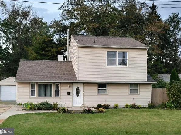 6 N Walnut Cir, West Berlin, NJ 08091