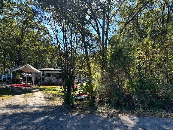 4th image of 207 Acres Loop
