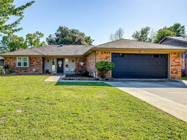 1012 Westminster Ln, Mansfield, TX 76063