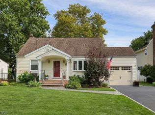 525 Princeton Rd, Linden City, NJ 07036
