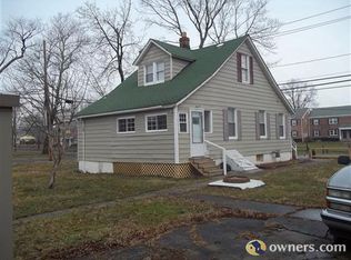 175 Lenox Rd, Huntington Station, NY 11746