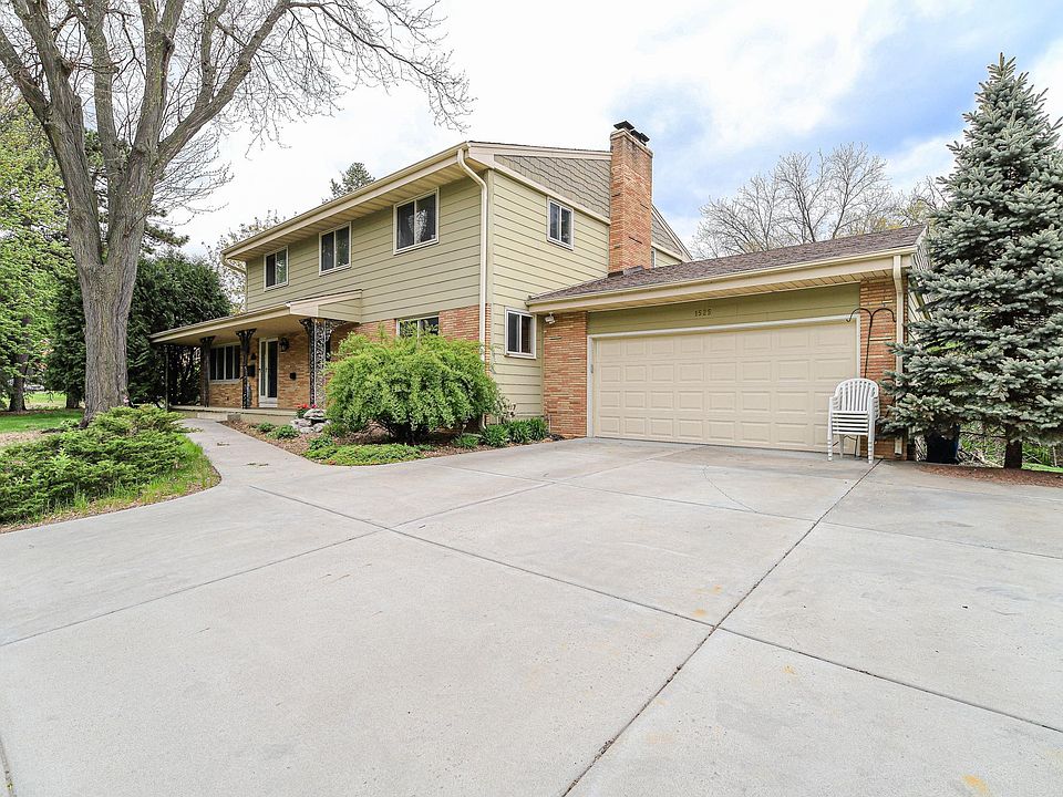 1st image of 1525 Saint Croix Cir