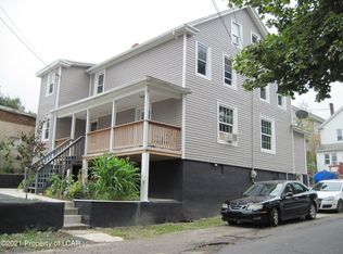 622 W 8th St, Hazleton, PA 18201