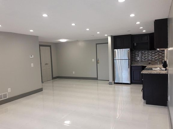 5th image of 1390 East St APT 307