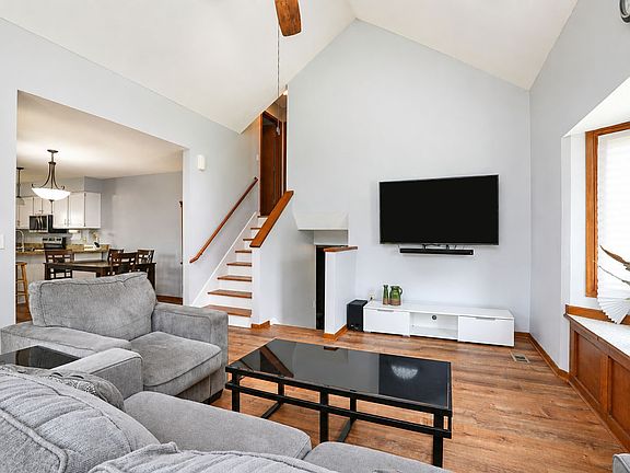 5th image of 5945 Village Cir