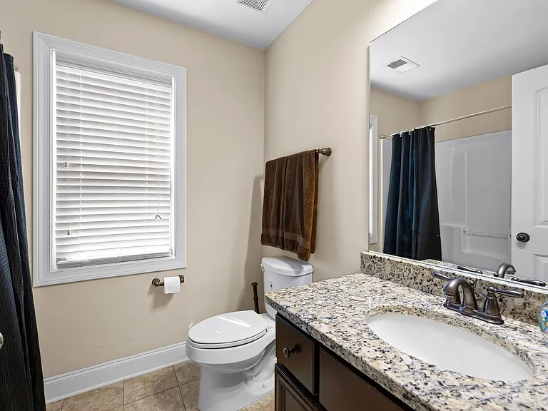 640 Hood Ave — Photo 18