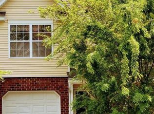 233 Darcy Ave, Goose Creek, SC 29445