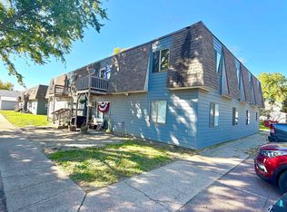 205-207 N Eastern Ave, Hartford, SD 57033