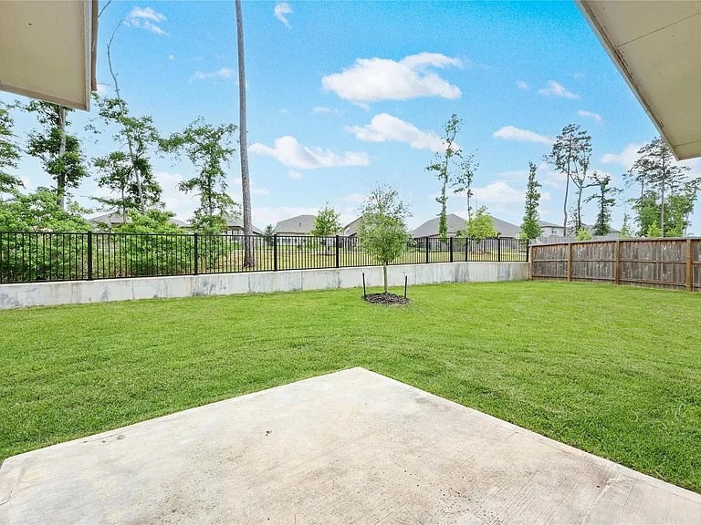7103 Blue Oak Dr — Photo 24
