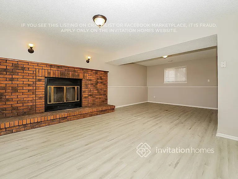 647 S 6th Ave — Photo 4
