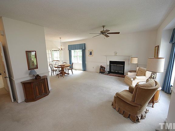 3rd image of 4133 Settlement Dr