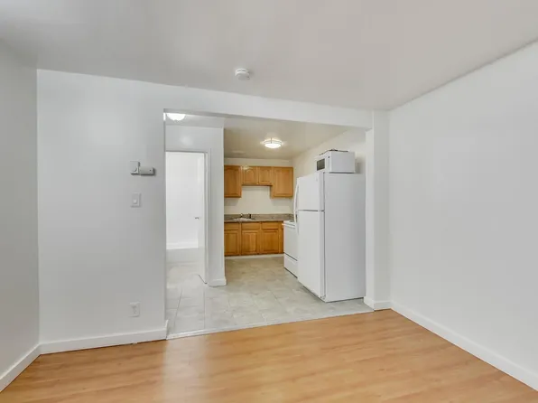 461 24th St #2, Oakland, CA 94612