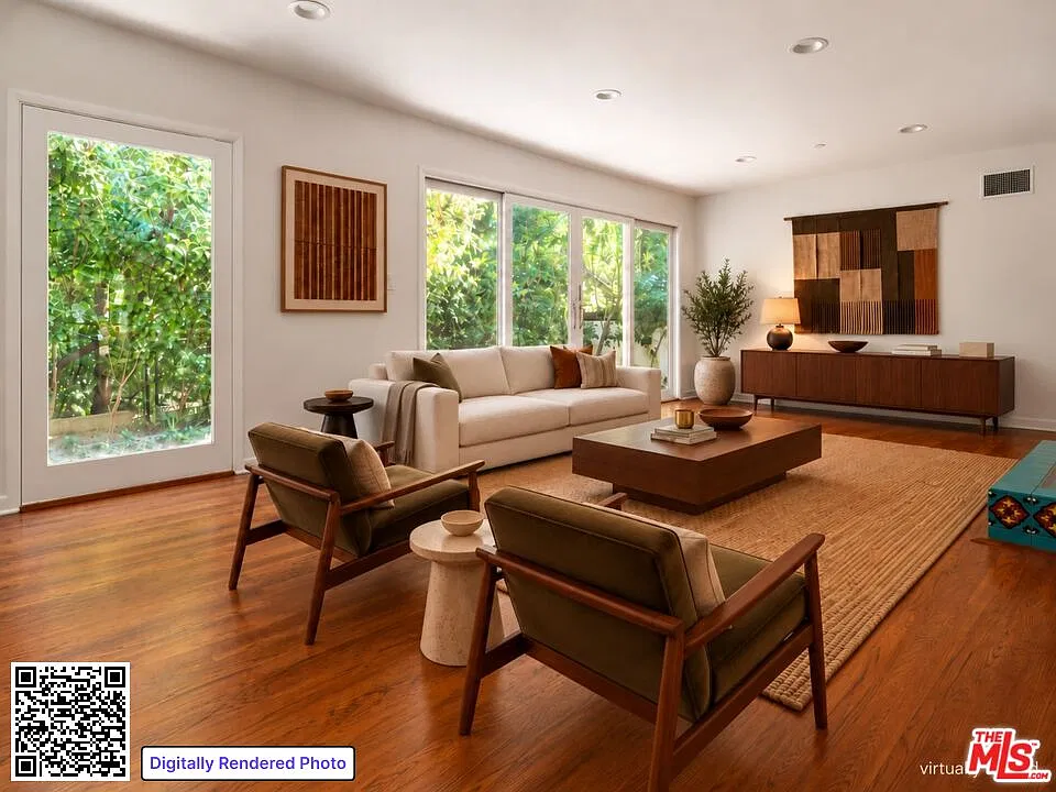 4 bed, 2.5 bath, 2060 sqft, $8,000 — Photo 3