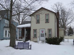 206 S 7th St, Goshen, IN 46528
