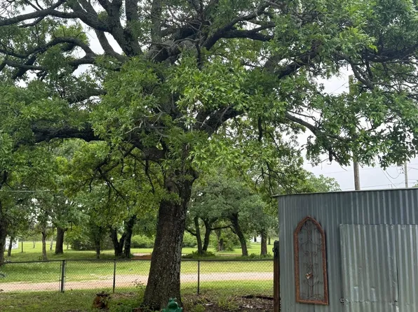 111 Hill Billy Ln, Ardmore, OK 73401