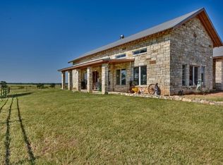 7045 N Old Smithville Rd, Smithville, TX 78957