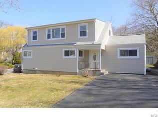 198 Mountaindale Rd, Yonkers, NY 10710