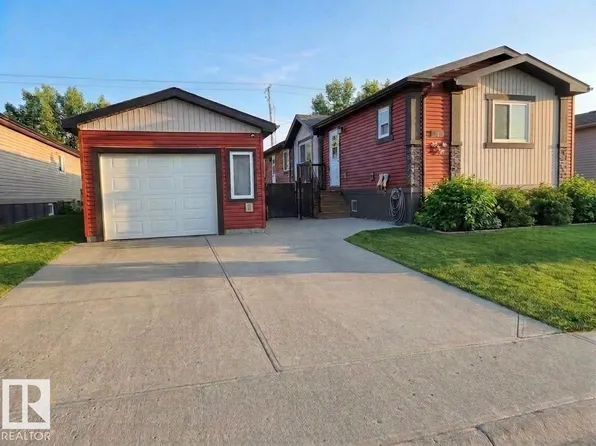 3 Aspen Ave, Morinville, AB T8R 2P7
