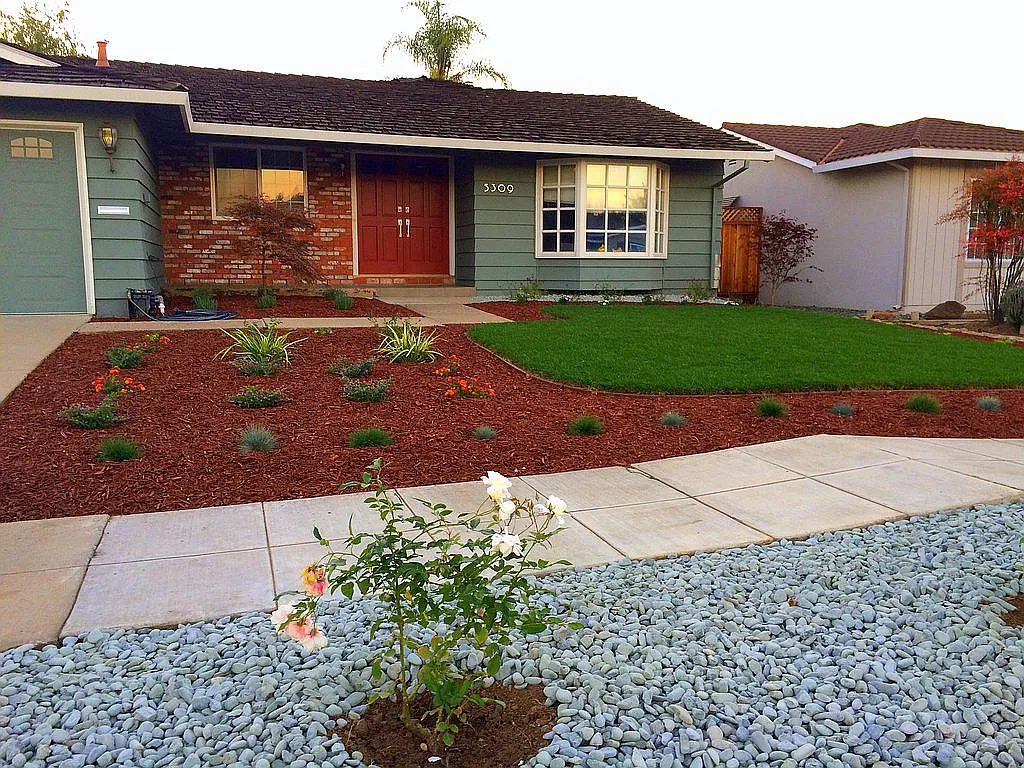 5309 Roxanne Dr photo 1