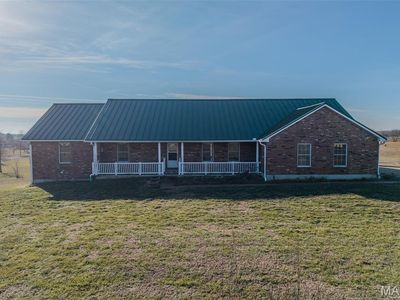 23598 Falcon Rd, Lebanon, MO, 65536
