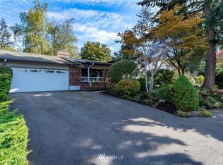 7032 82nd Ave SE, Mercer Island, WA 98040