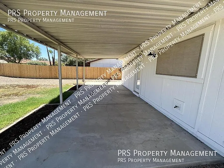 2207 W Monroe St — Photo 38
