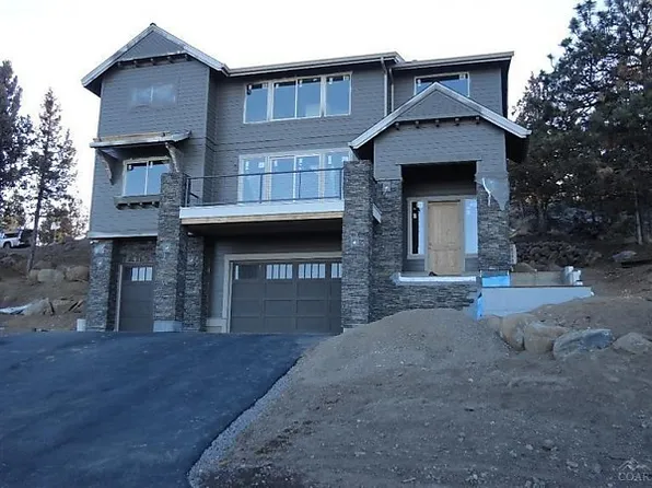 3376 NW Fairway Heights Dr, Bend, OR 97703