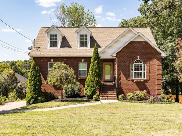 3704 Henricks Hill Dr, Smyrna, TN 37167