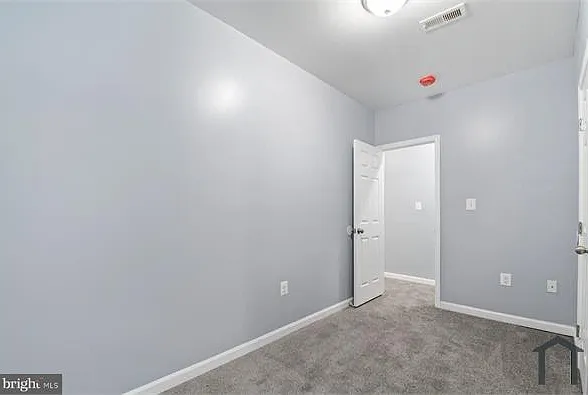 1643 V St SE #2 — Photo 7