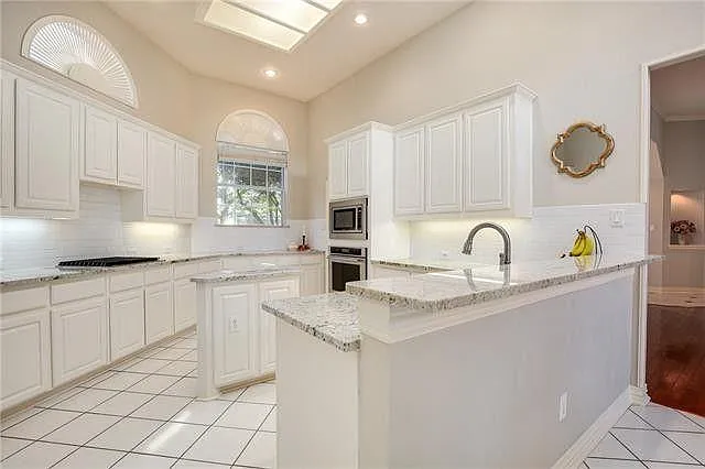 1340 Coral Dr — Photo 13