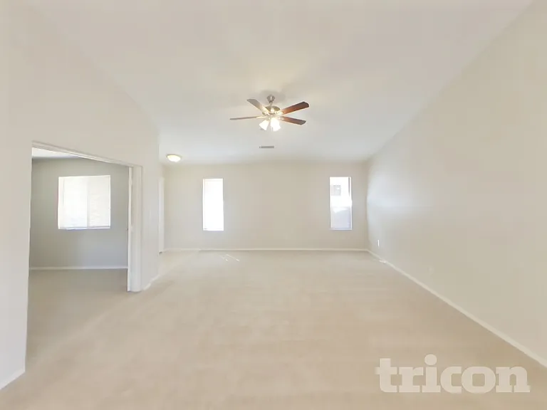 8520 W Sonora St — Photo 3